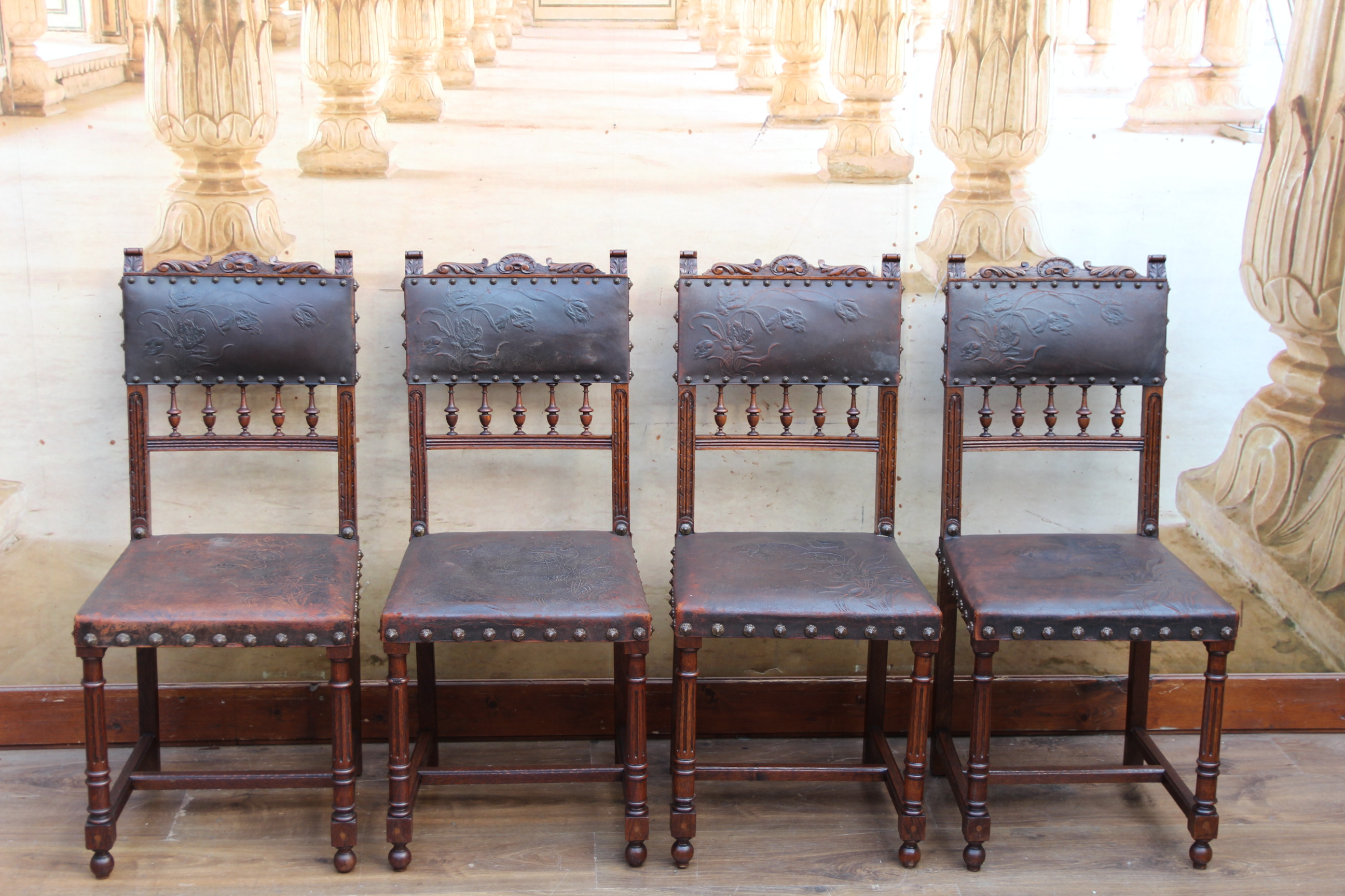 4 Gründerzeit Stühle