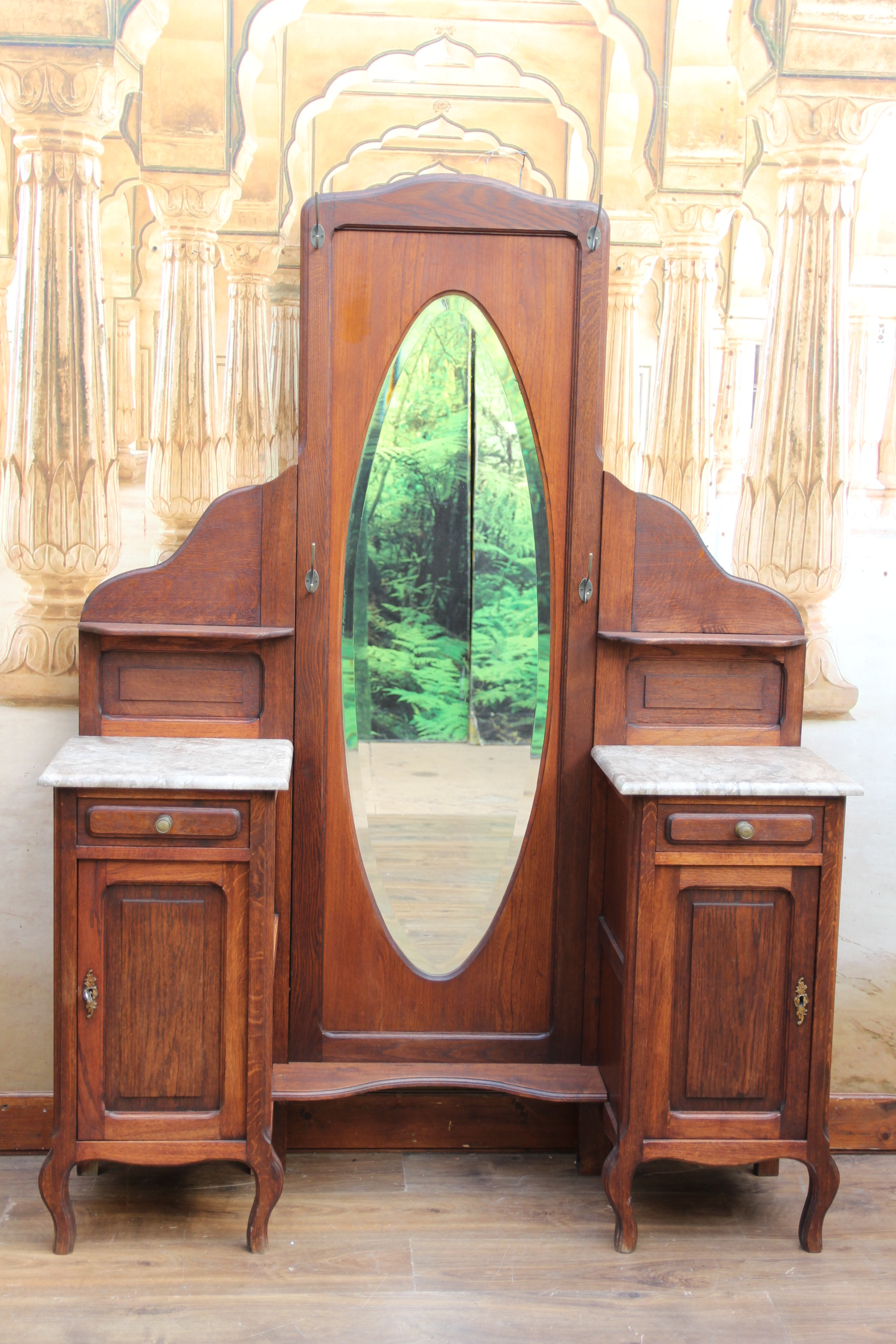 Jugendstil Garderobe
